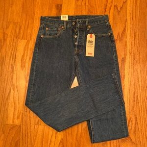 Mens Levi's 501® Original Fit Straight Leg Jeans, size 29/32, dark stonewash